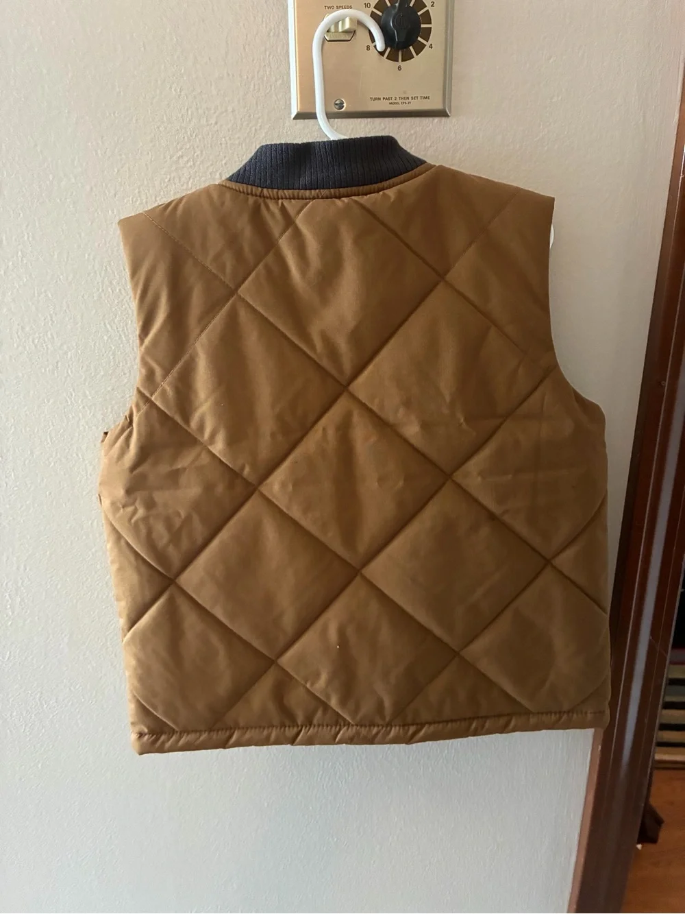 Old Navy Boys Quilted Tan Puffer Vest